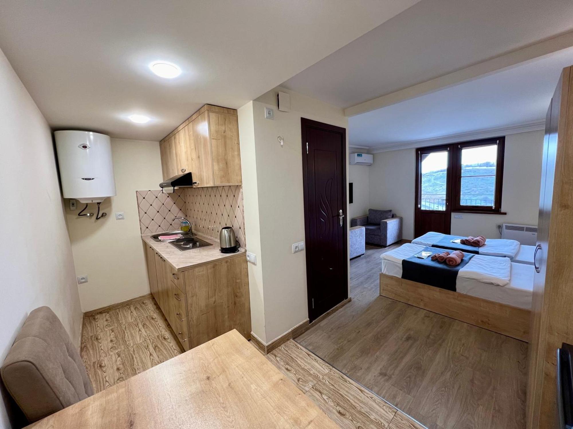 The Hill Guest House يريفان المظهر الخارجي الصورة