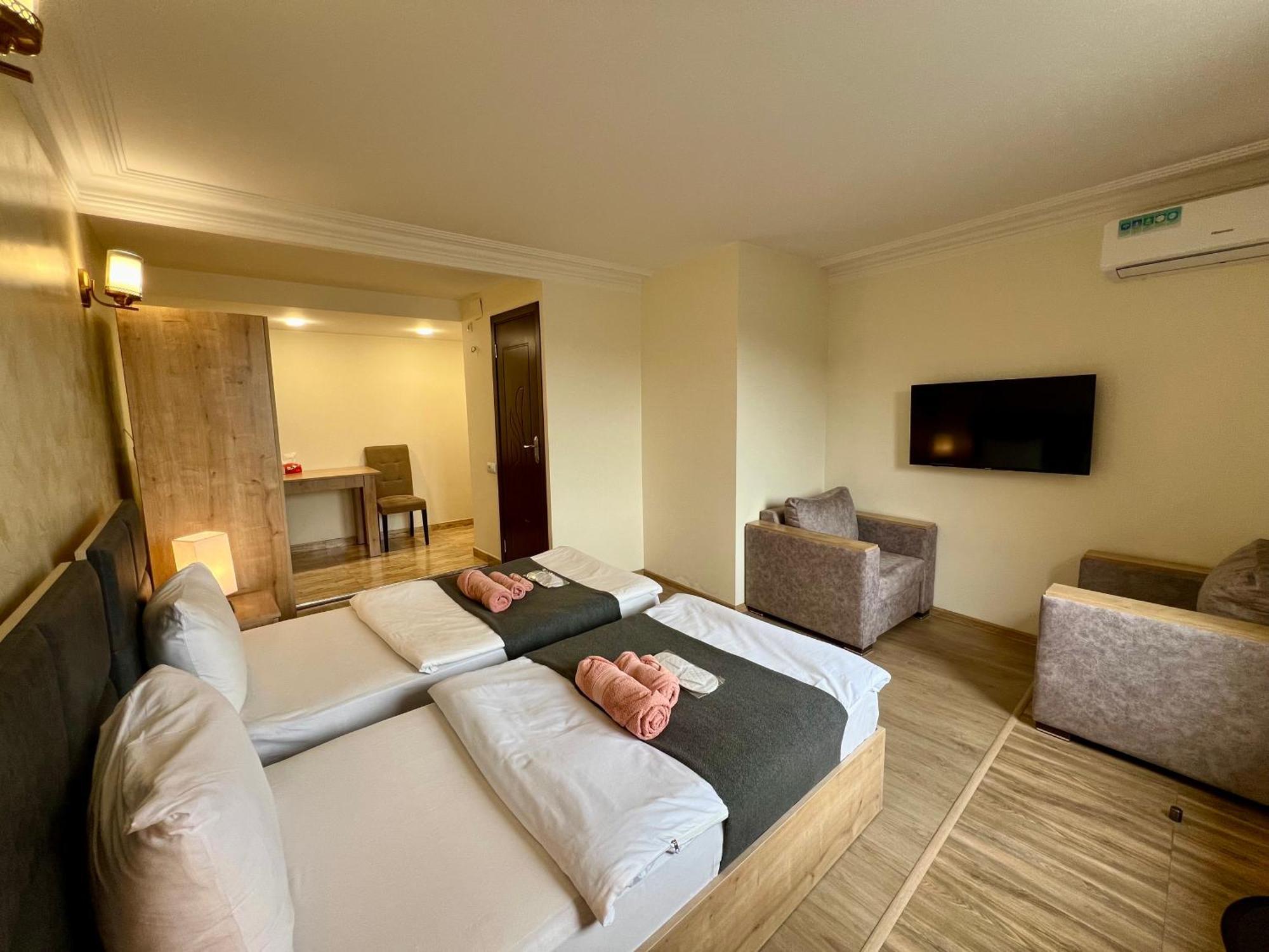 The Hill Guest House يريفان المظهر الخارجي الصورة