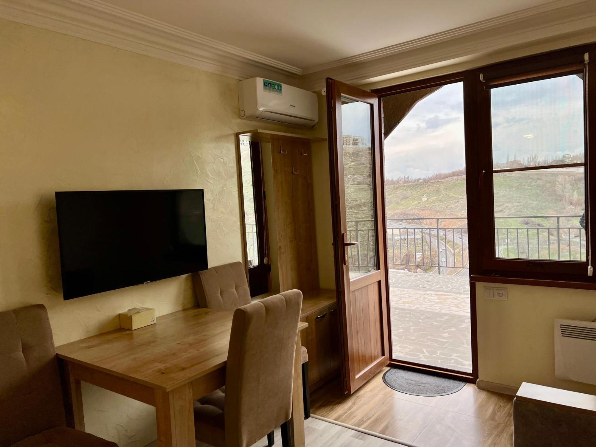 The Hill Guest House يريفان المظهر الخارجي الصورة